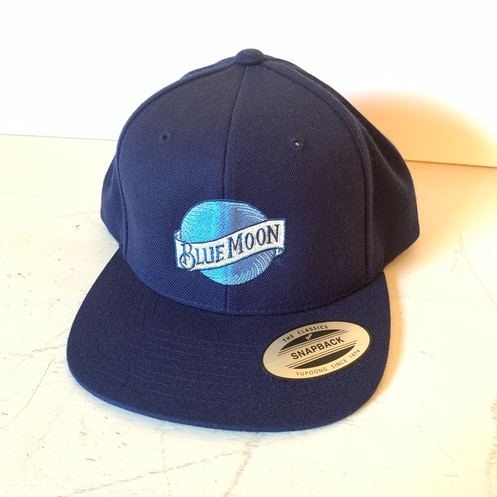 BlueMoon SnapBack NWOT